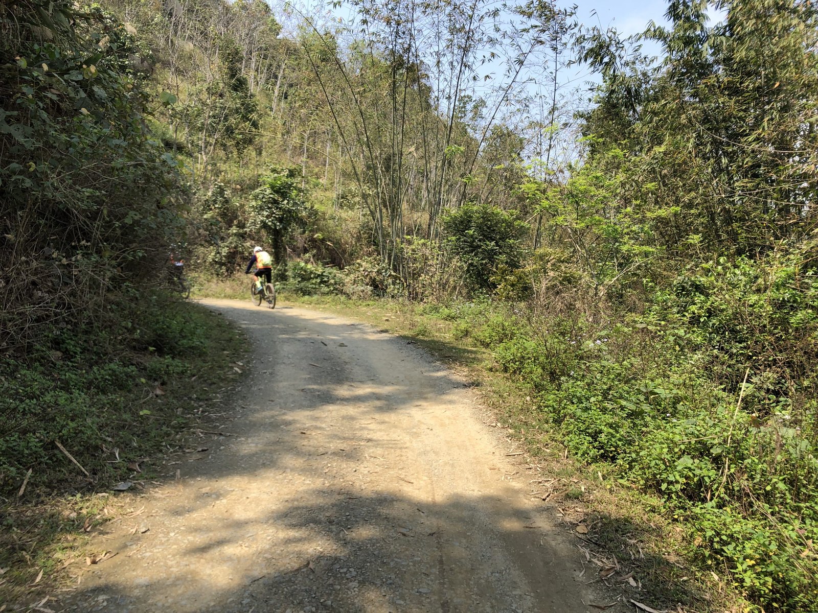 7-Day Cycling Expedition: Mong Cai to Cao Bang & Ban Gioc Waterfall